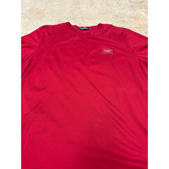 Dolce & Gabbana Red Logo Patch T-Shirt — Men’s Designer Streetwear Essential - Picture 9 of 16